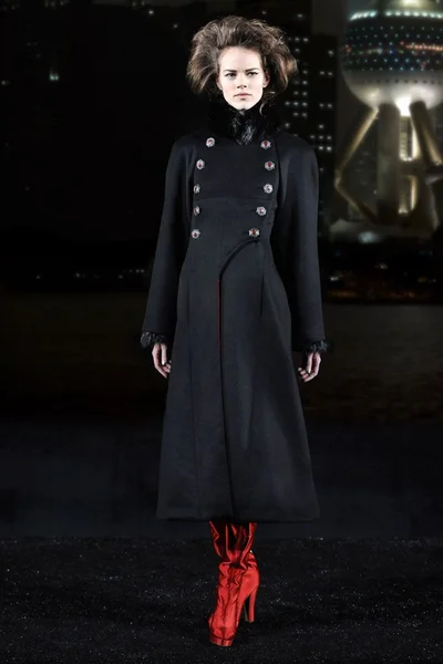 Look 9